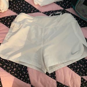 white nikey shorts